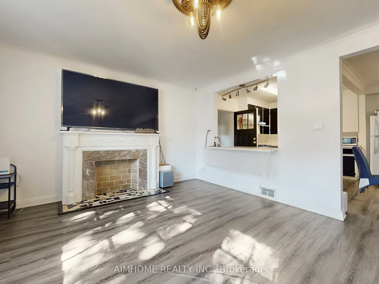 61, Talbot, Newtonbrook West, Toronto