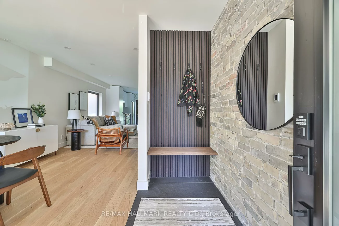 281, Atlas, Oakwood Village, Toronto