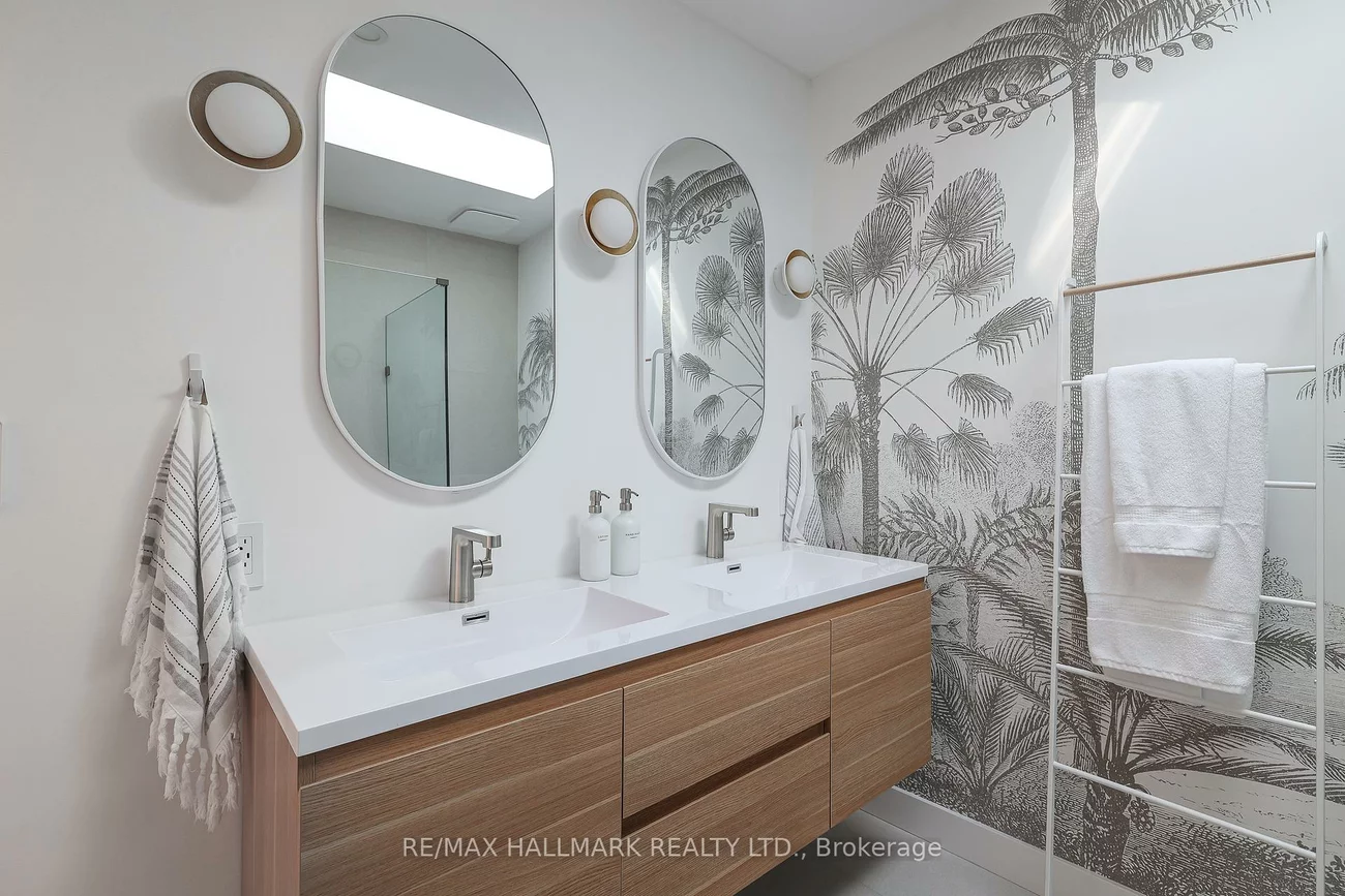 281, Atlas, Oakwood Village, Toronto