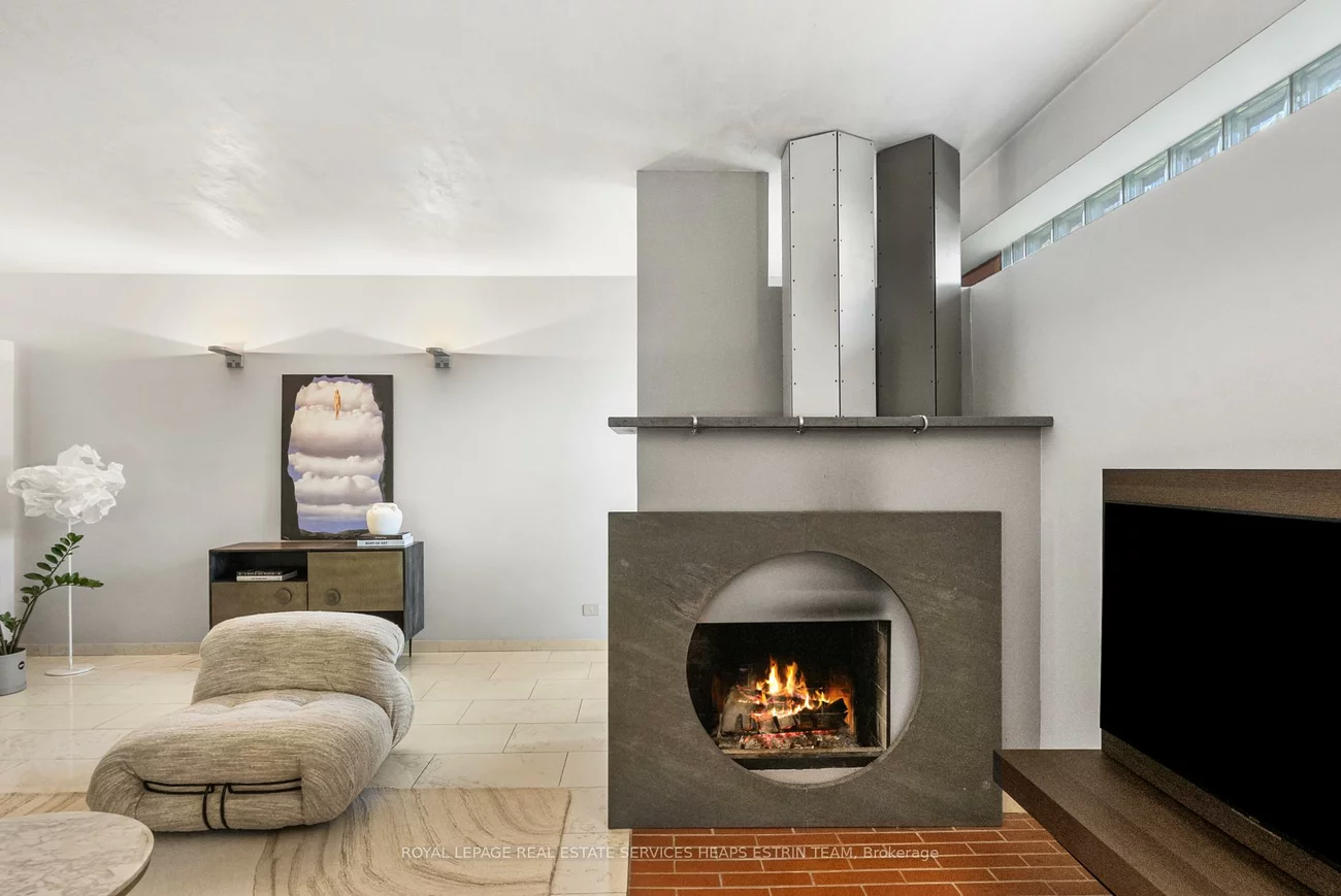 31, Governors, Leaside, Toronto