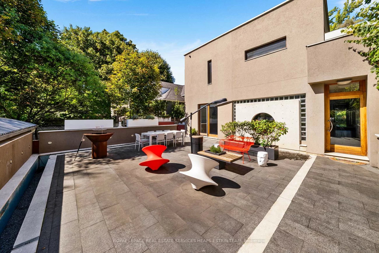 31, Governors, Leaside, Toronto