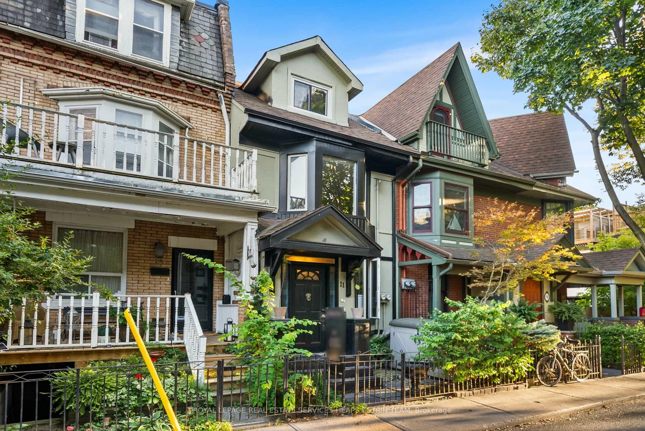 31, Governors, Leaside, Toronto