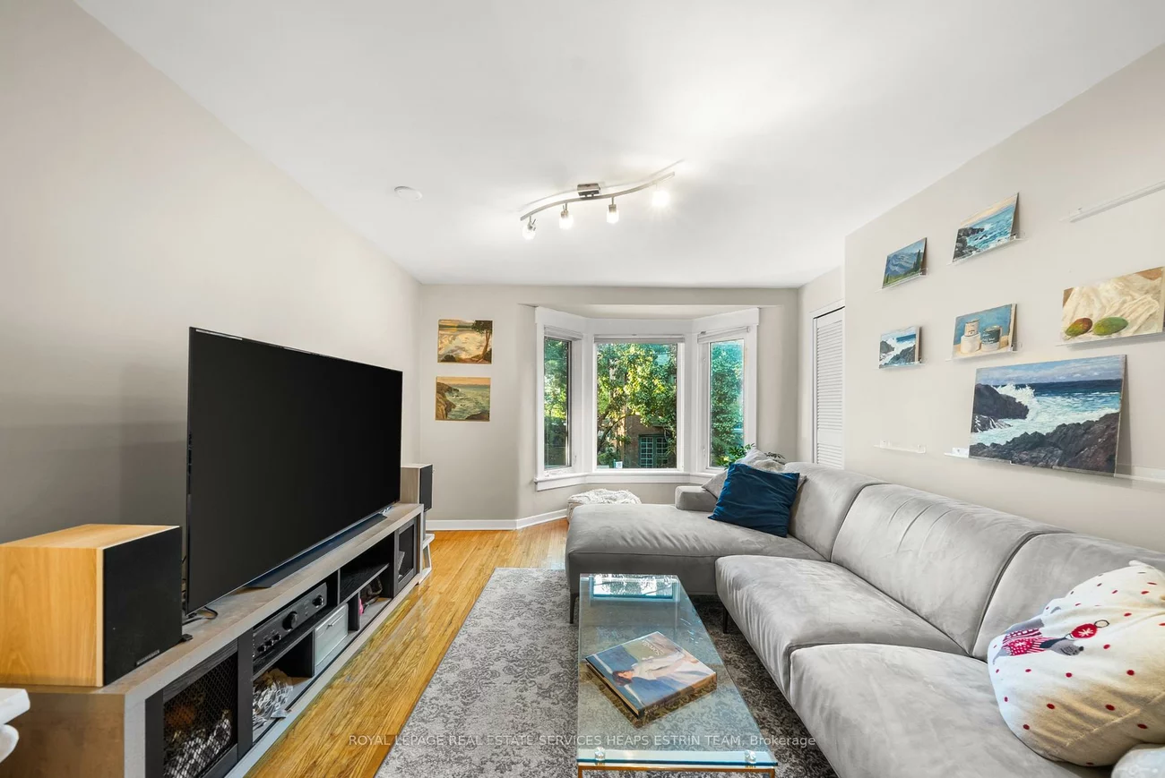 31, Governors, Leaside, Toronto