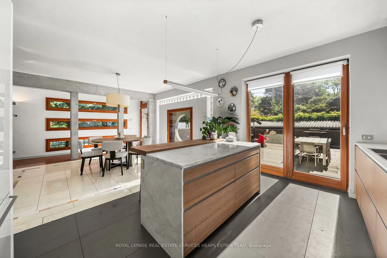 31, Governors, Leaside, Toronto