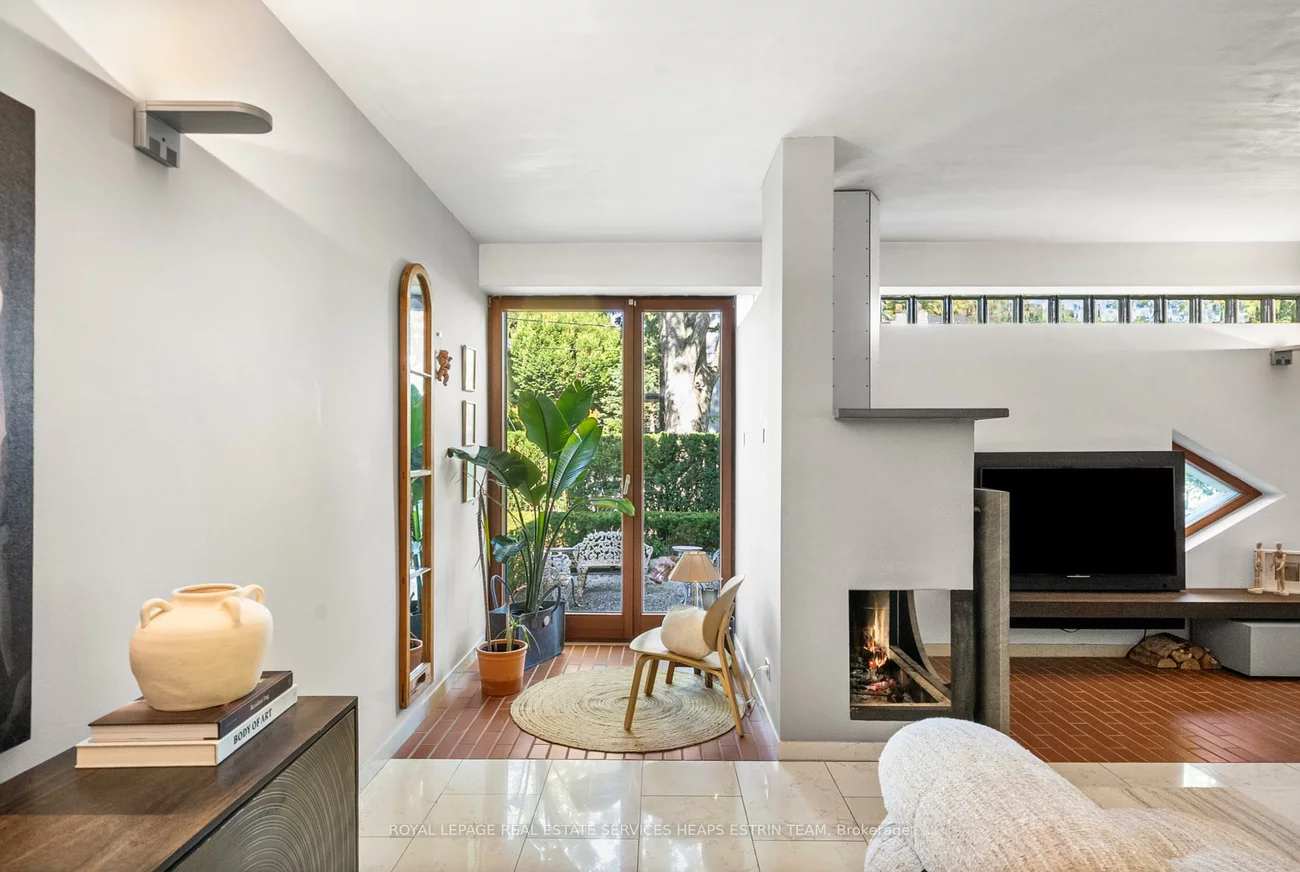 31, Governors, Leaside, Toronto