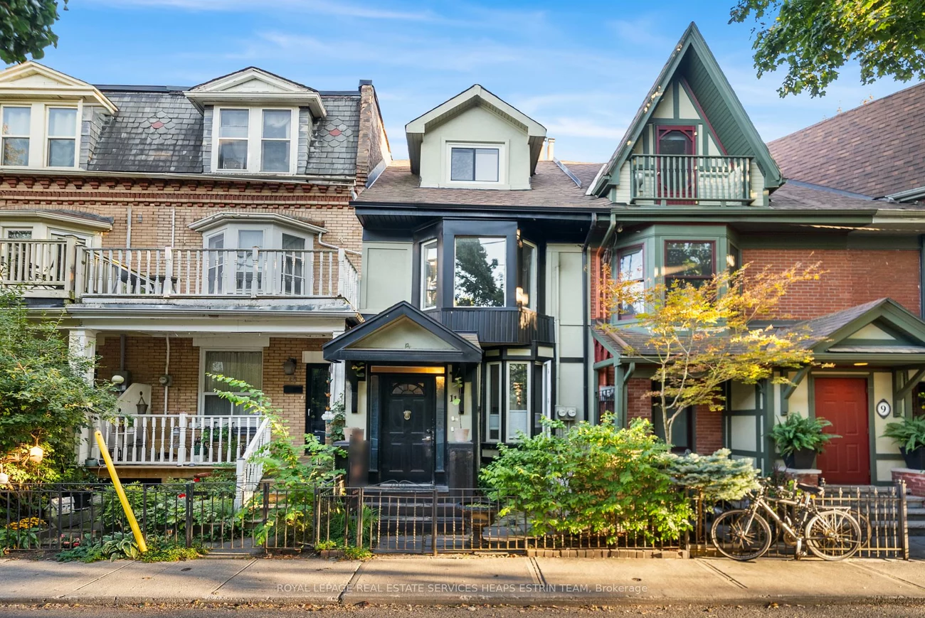 31, Governors, Leaside, Toronto