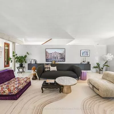 31, Governors, Leaside, Toronto