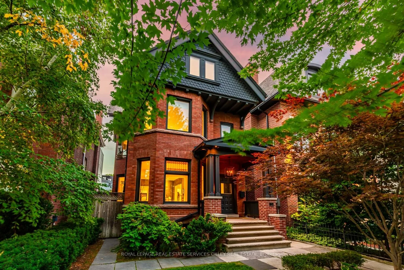 134, Roxborough, Annex, Toronto