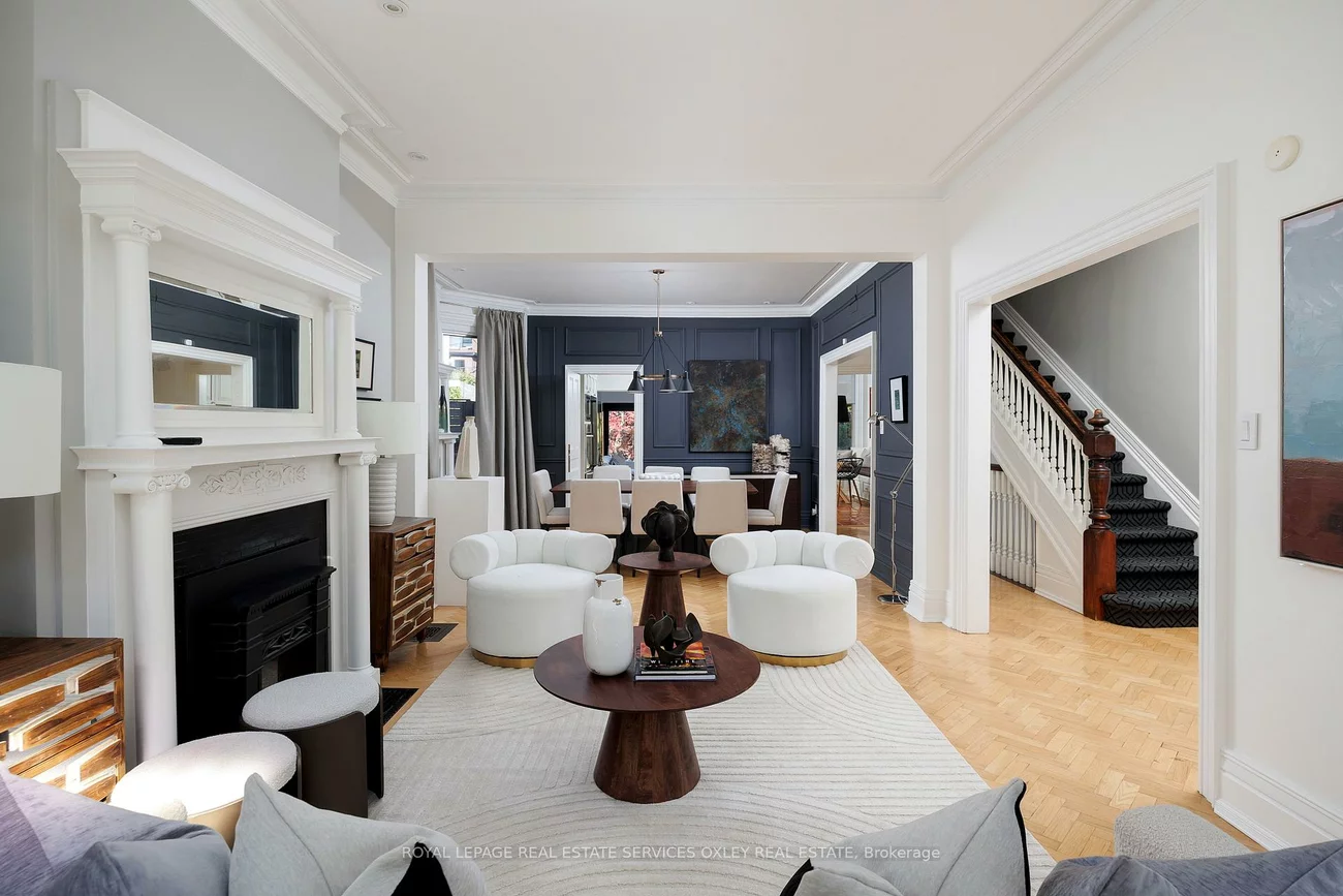 134, Roxborough, Annex, Toronto