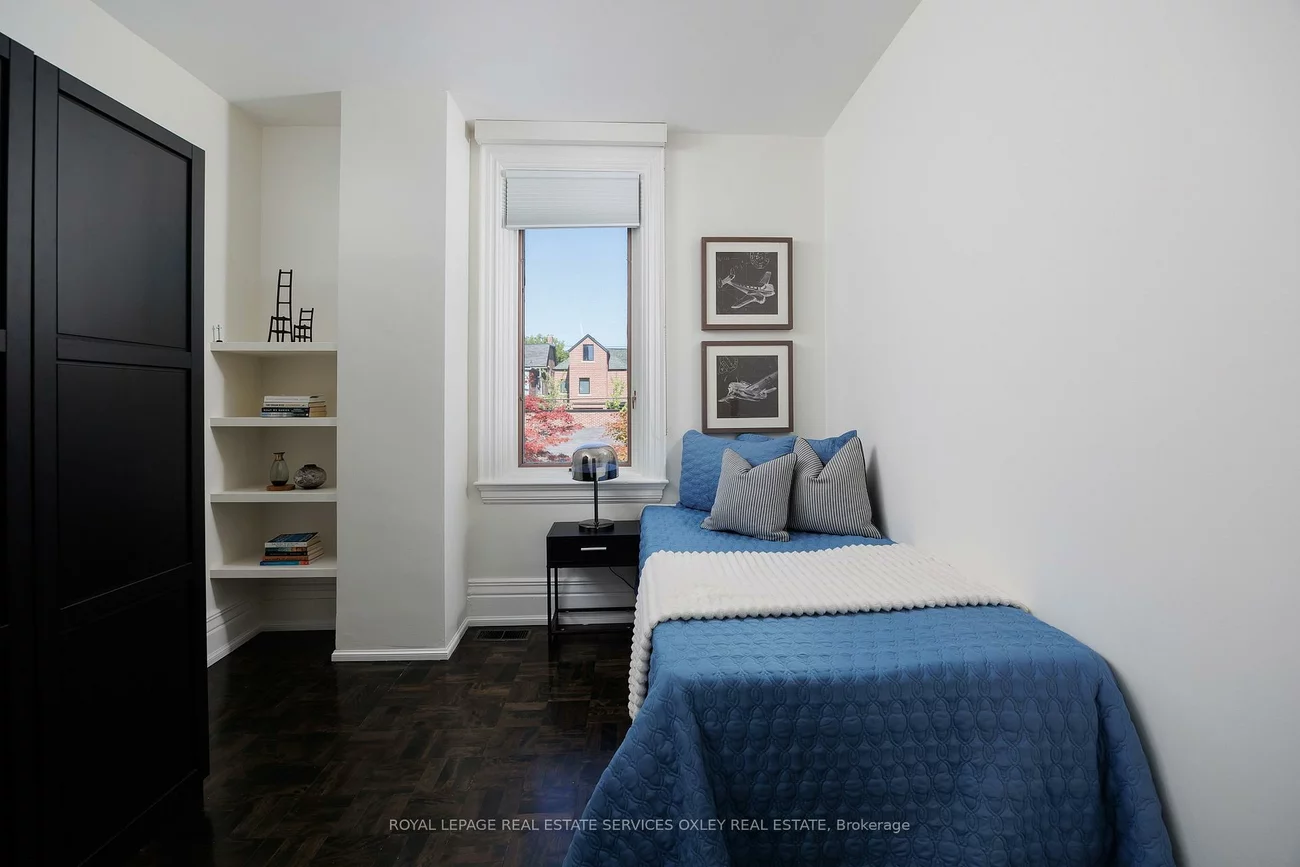 134, Roxborough, Annex, Toronto