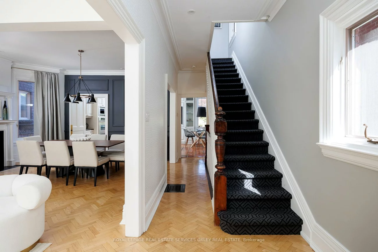 134, Roxborough, Annex, Toronto