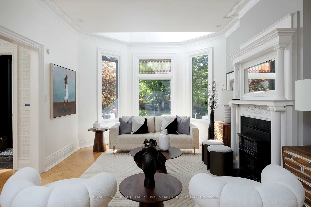 134, Roxborough, Annex, Toronto