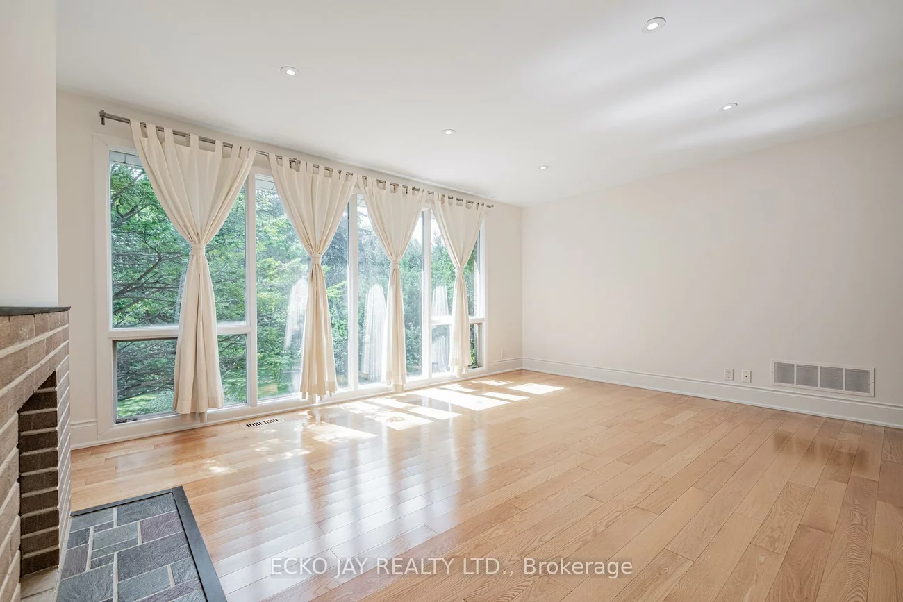 46, Wallingford, Parkwoods-Donalda, Toronto