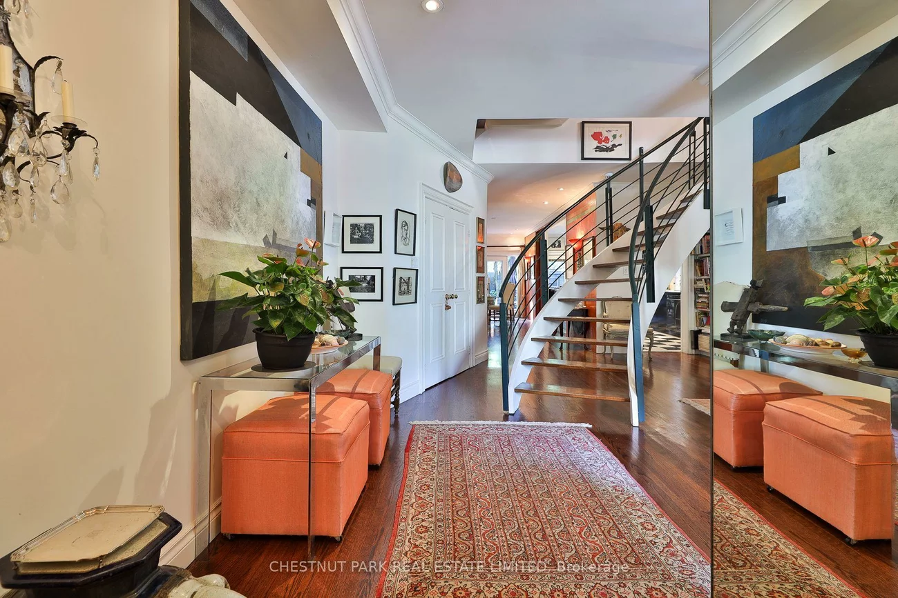 17, Bernard, Annex, Toronto
