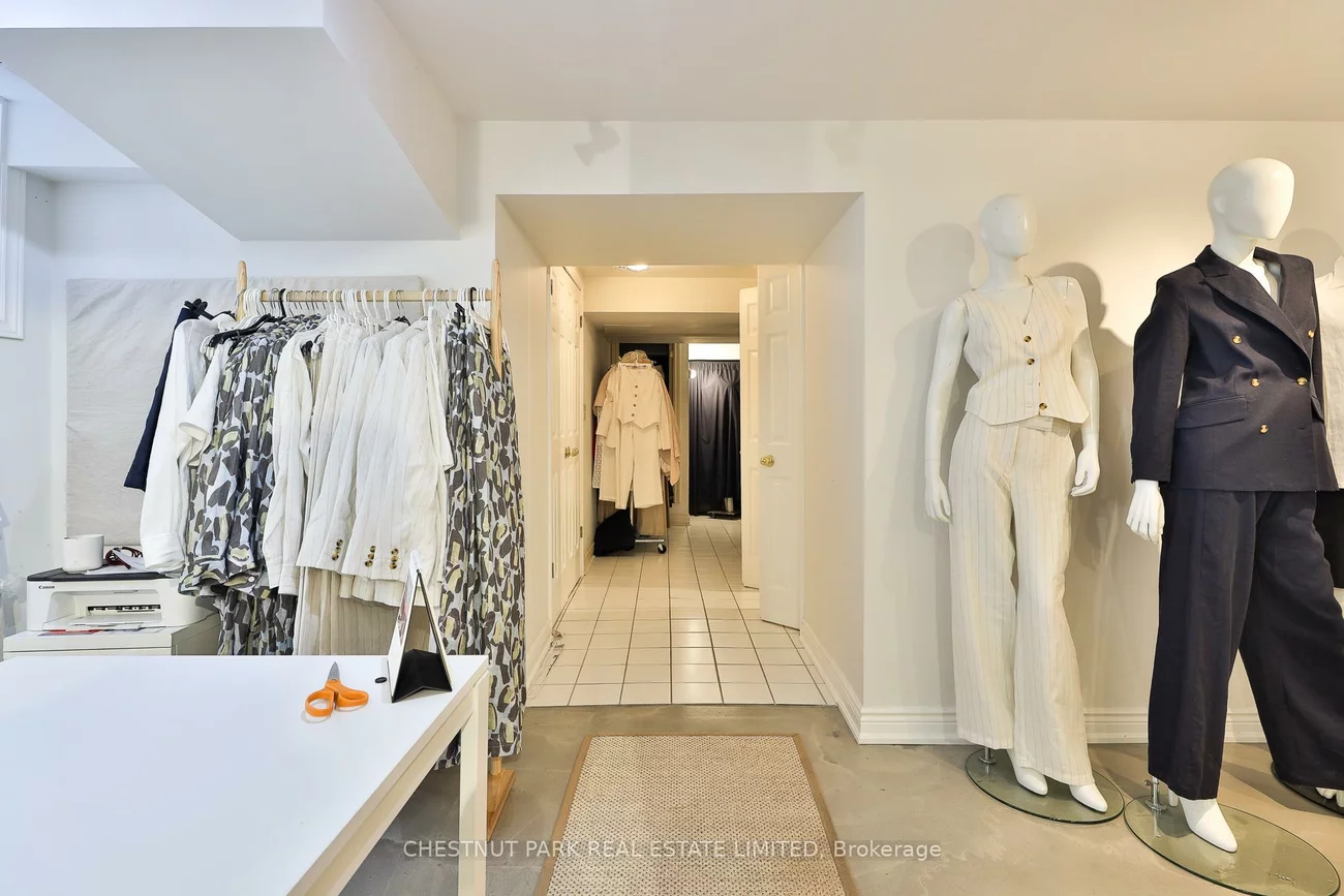 17, Bernard, Annex, Toronto
