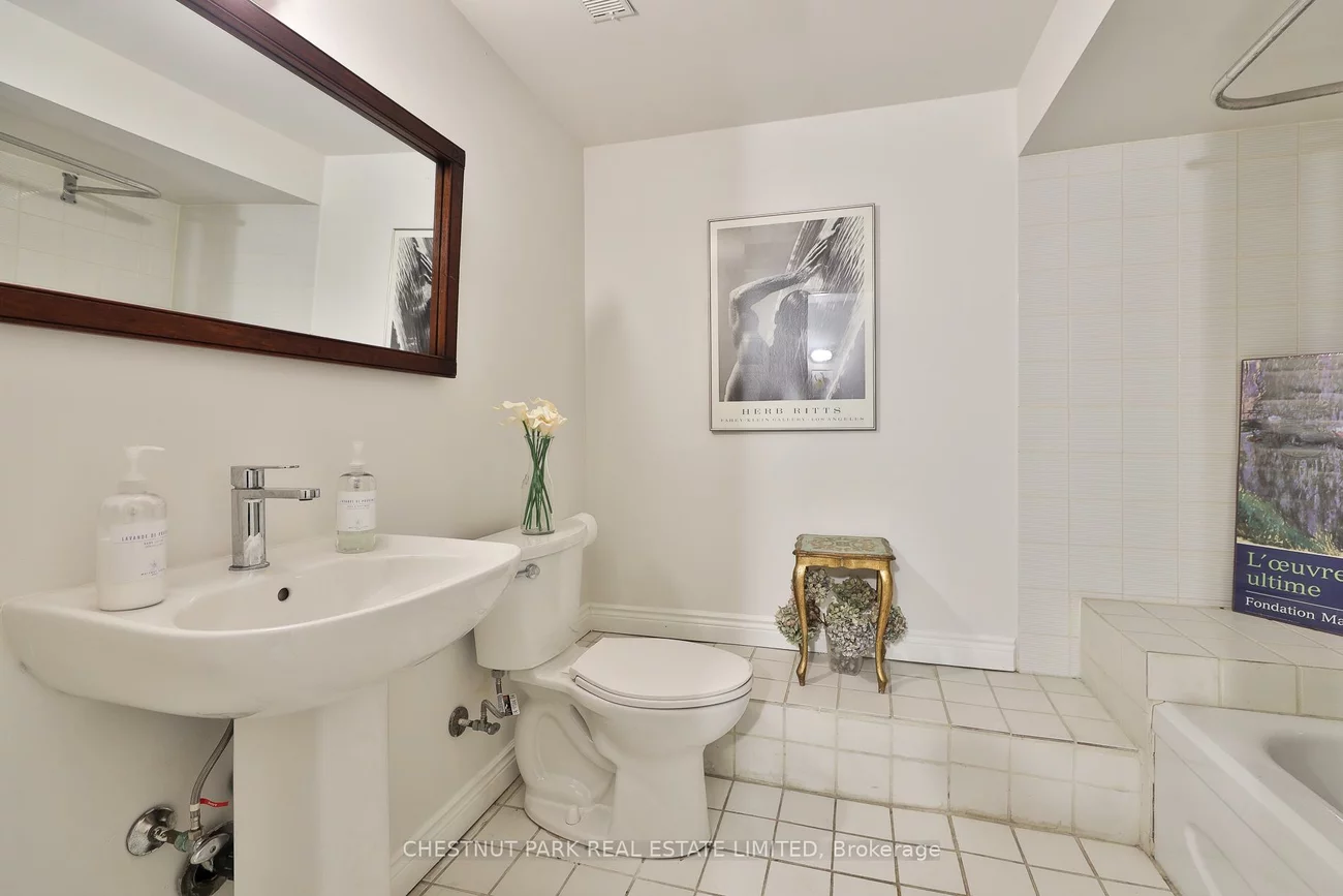 17, Bernard, Annex, Toronto