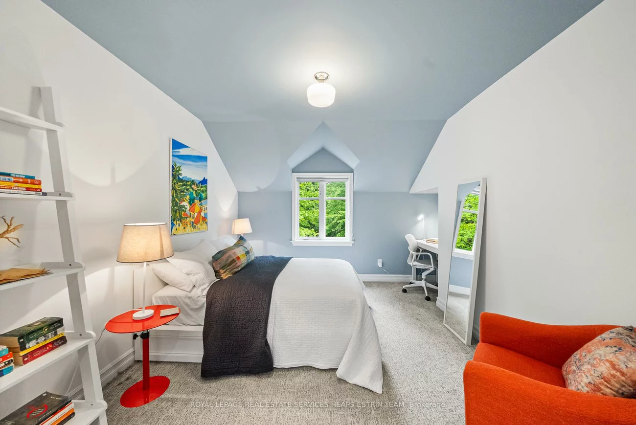 24, Heather, Leaside, Toronto