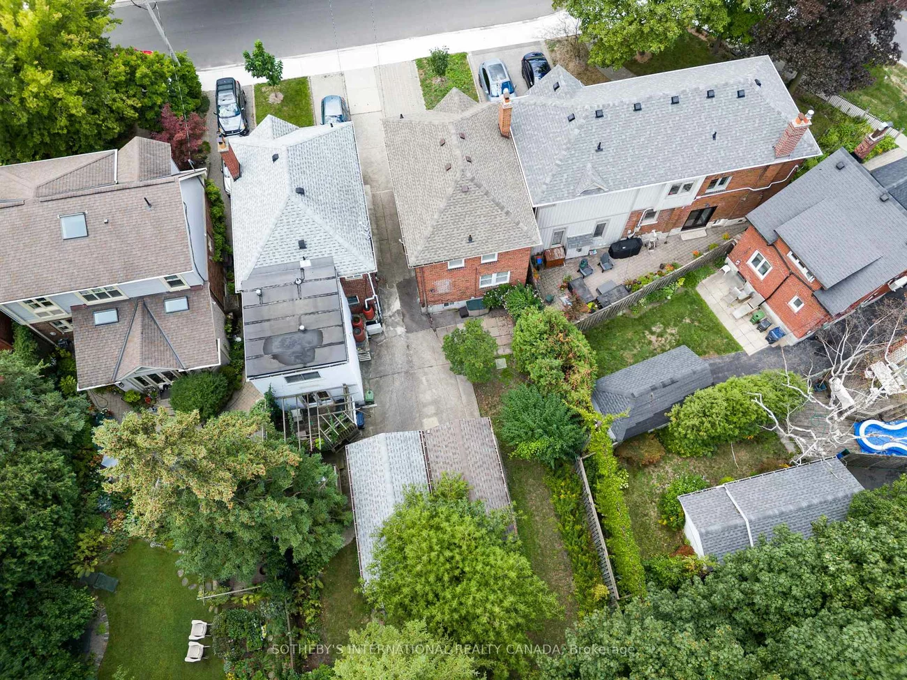 147, Rumsey, Leaside, Toronto