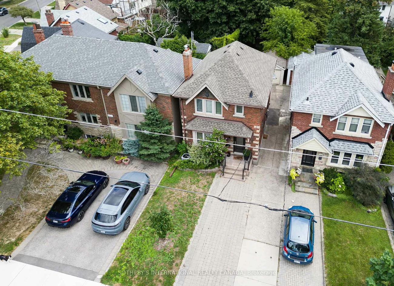 147, Rumsey, Leaside, Toronto