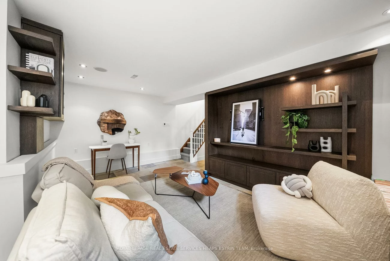 77, Astley, Rosedale-Moore Park, Toronto