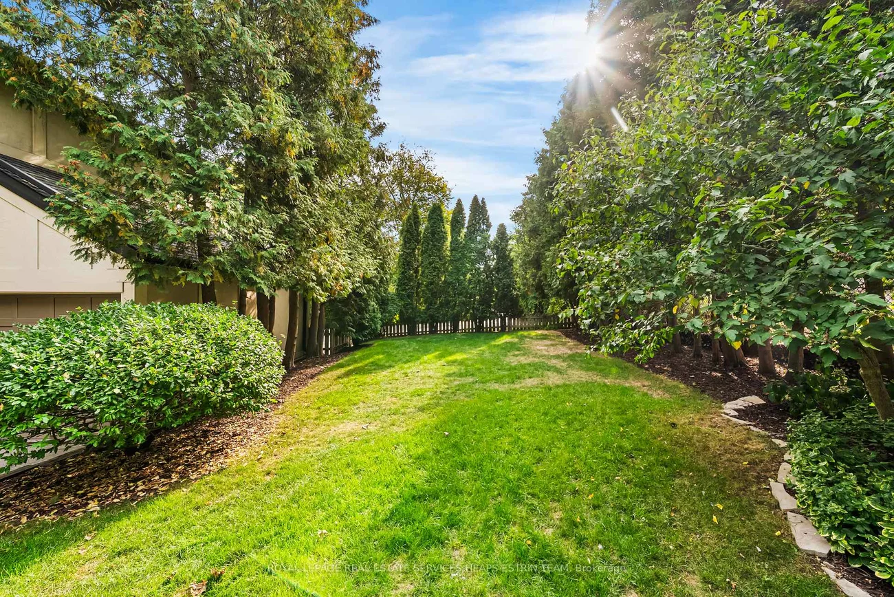 77, Astley, Rosedale-Moore Park, Toronto