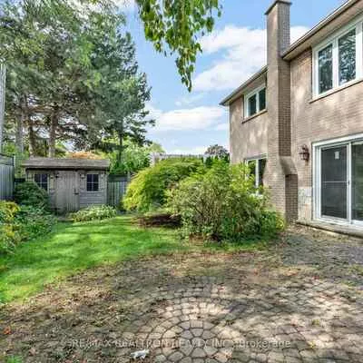 53, Knighton, Victoria Village, Toronto