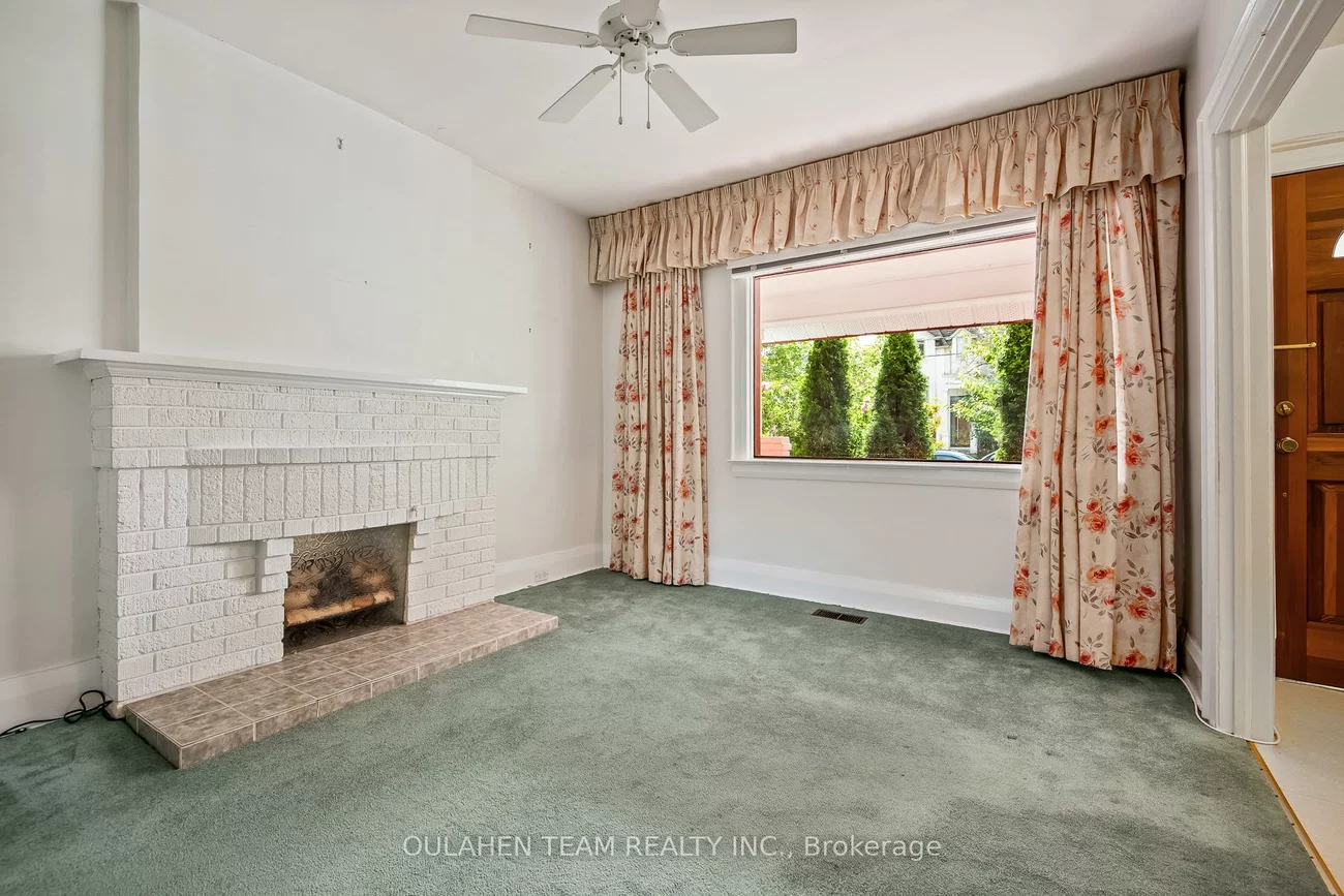 286, St Clements, Yonge-Eglinton, Toronto