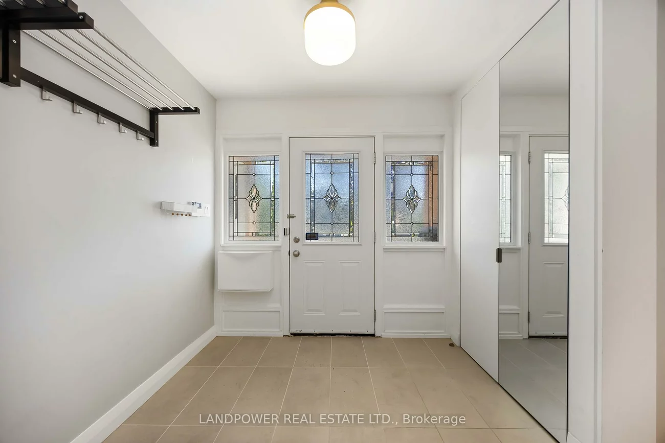 48, Marowyne, Don Valley Village, Toronto