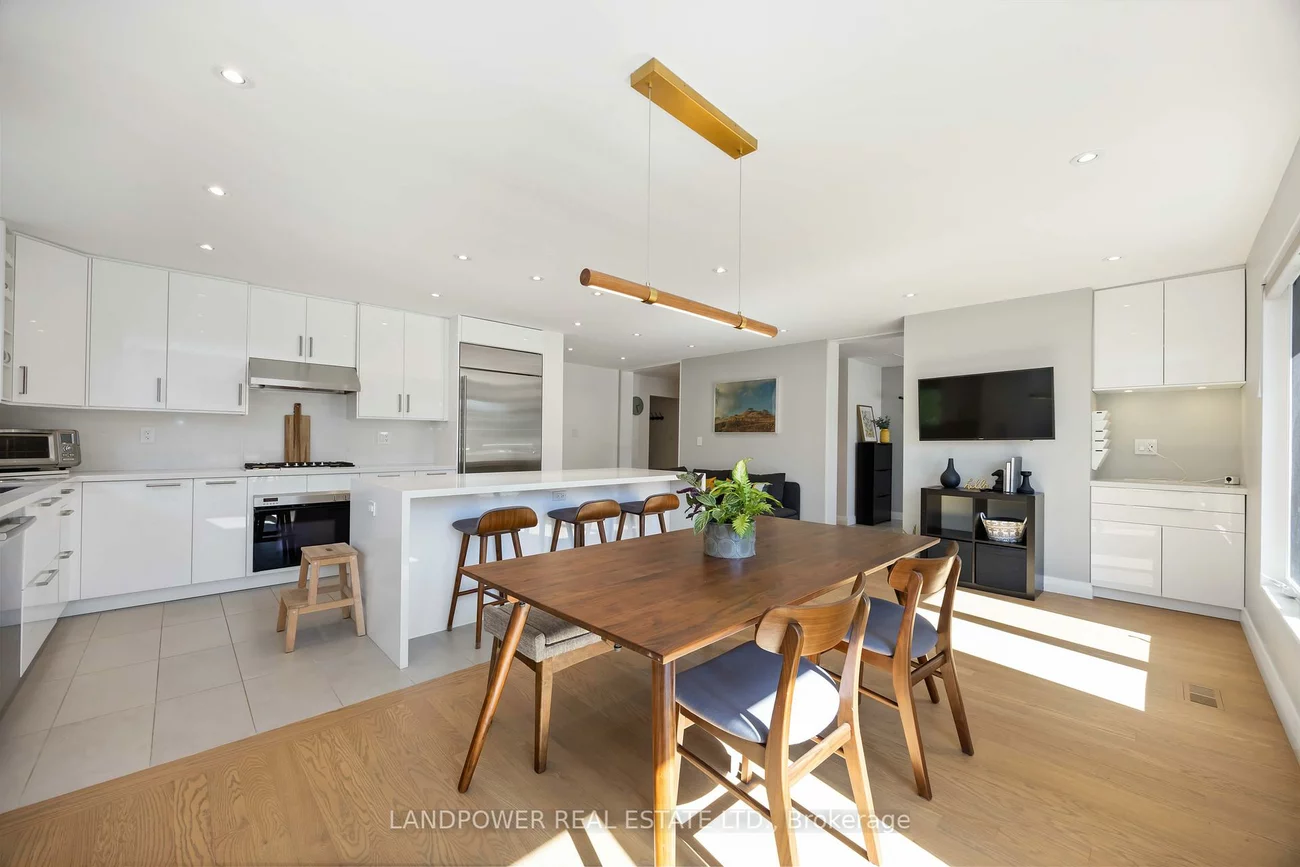 48, Marowyne, Don Valley Village, Toronto