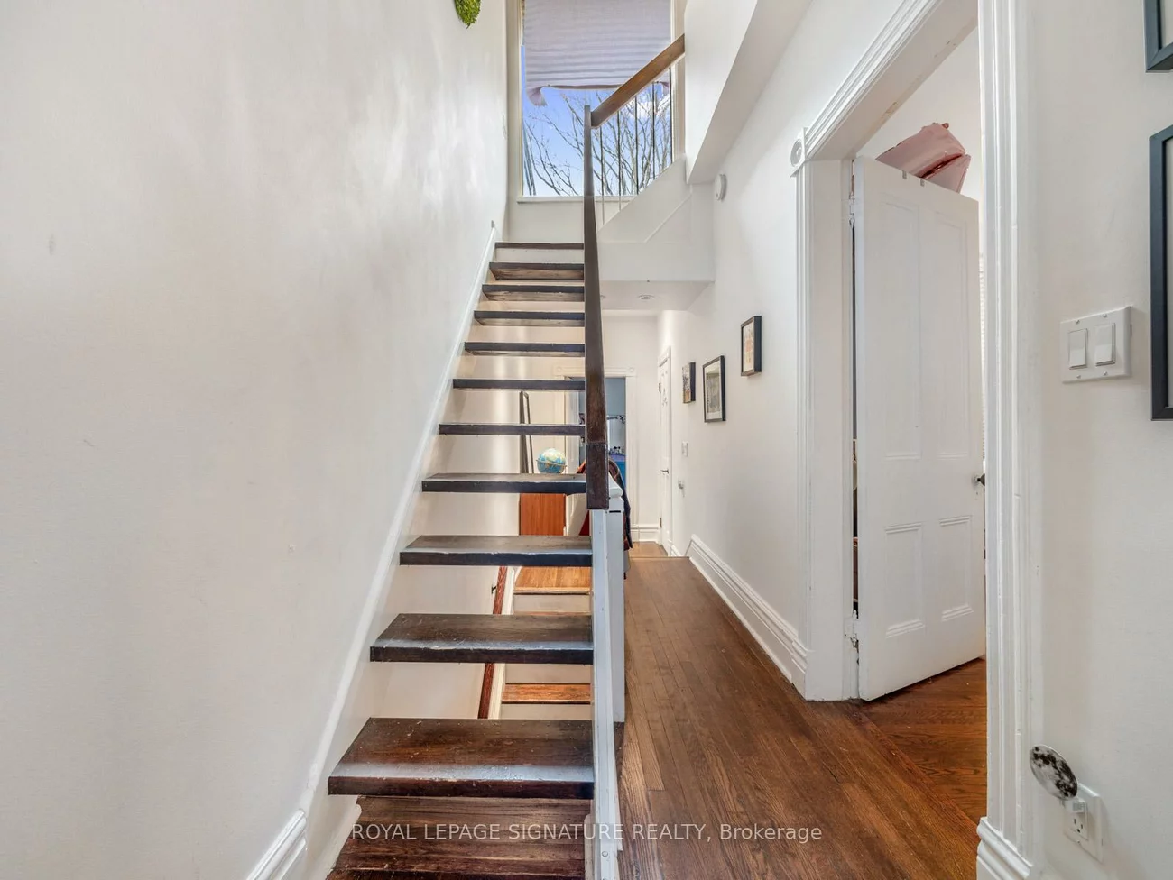 14, Tranby, Annex, Toronto