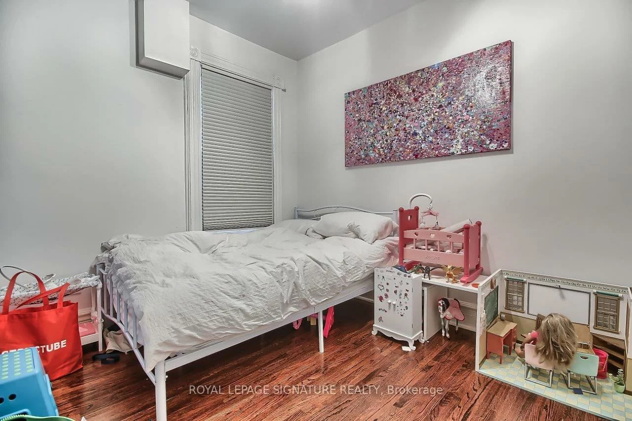 14, Tranby, Annex, Toronto