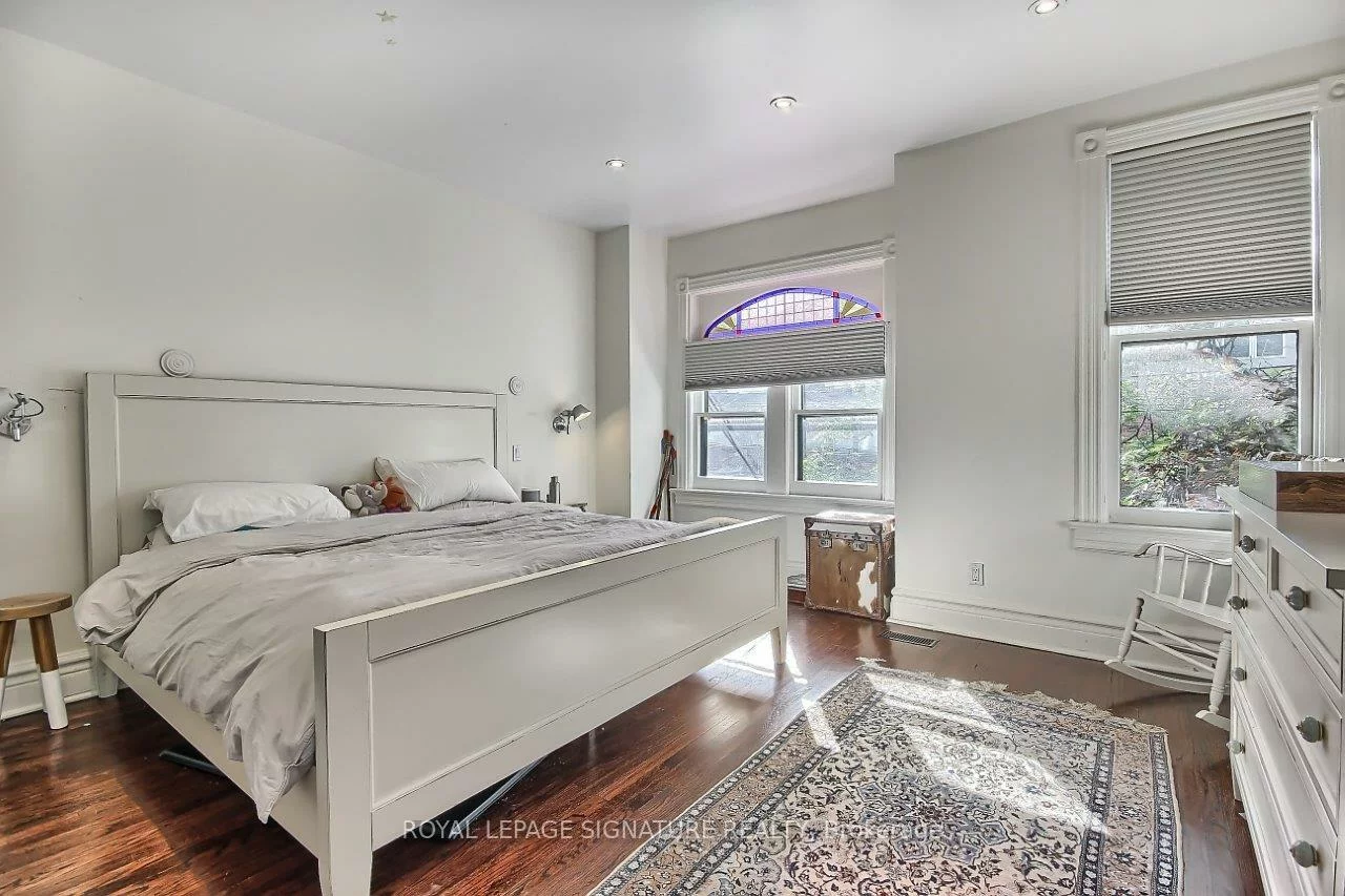 14, Tranby, Annex, Toronto