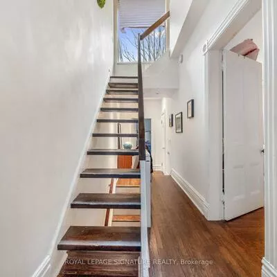 14, Tranby, Annex, Toronto