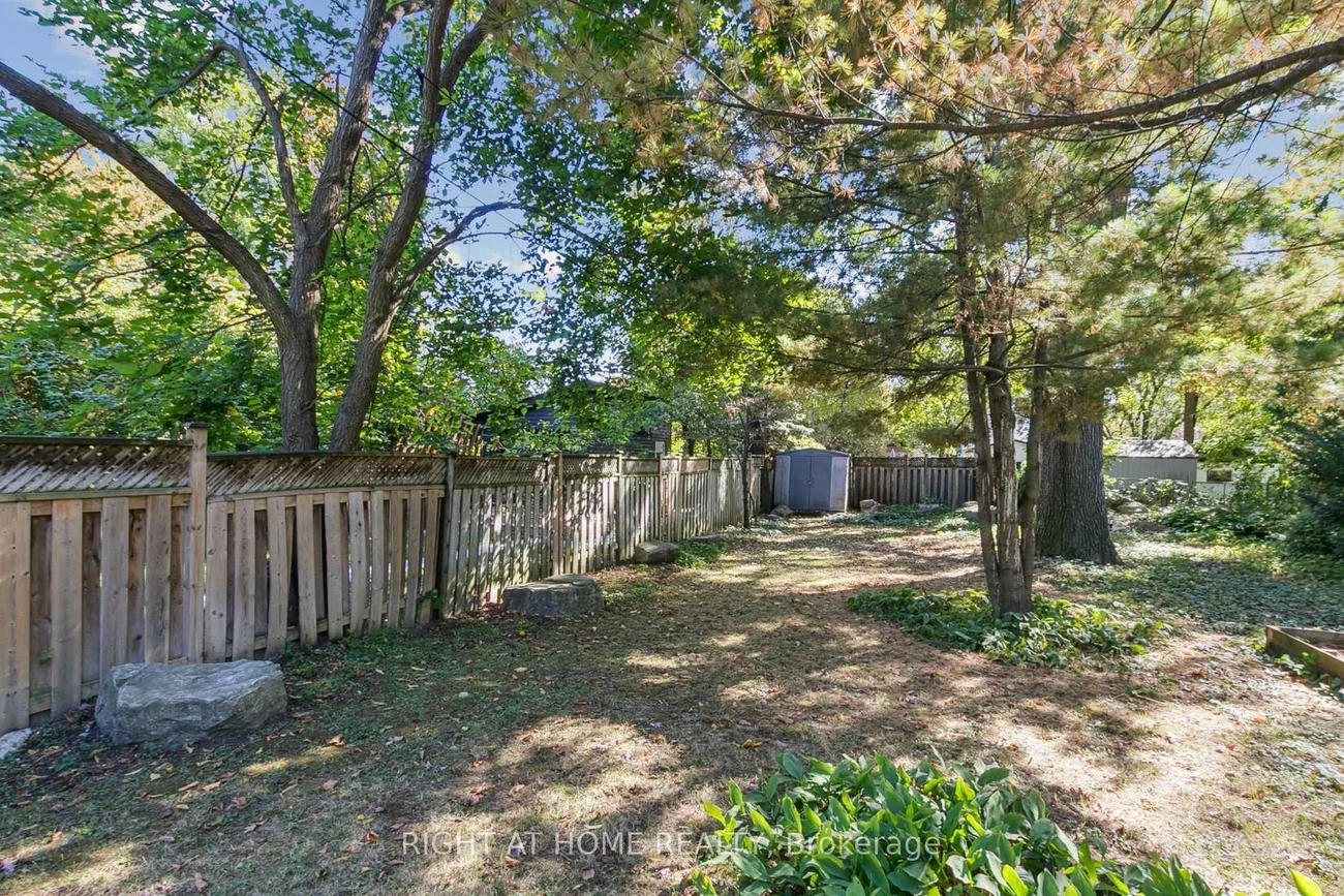 341, Balliol, Mount Pleasant East, Toronto