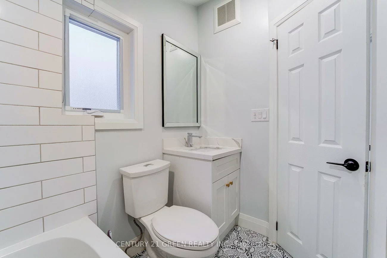 259, Robina, Oakwood Village, Toronto
