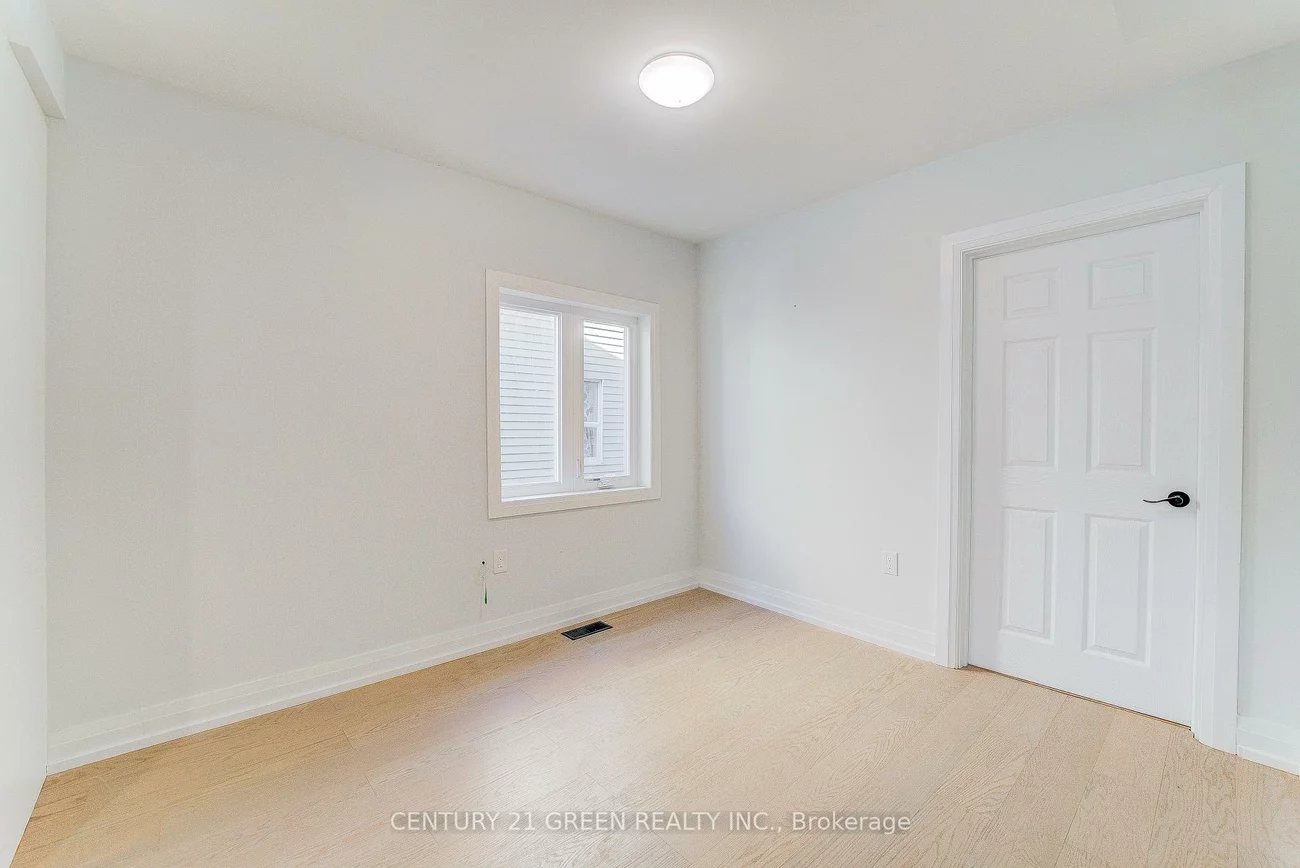 259, Robina, Oakwood Village, Toronto