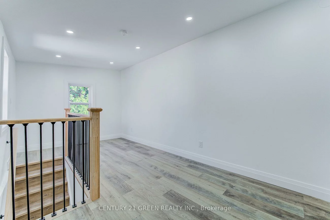 259, Robina, Oakwood Village, Toronto