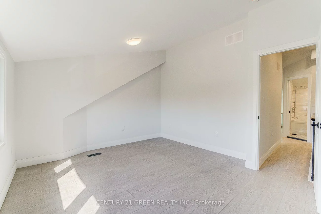 259, Robina, Oakwood Village, Toronto