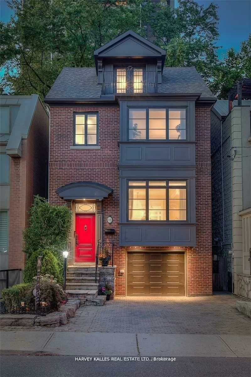 106, Belmont, Annex, Toronto