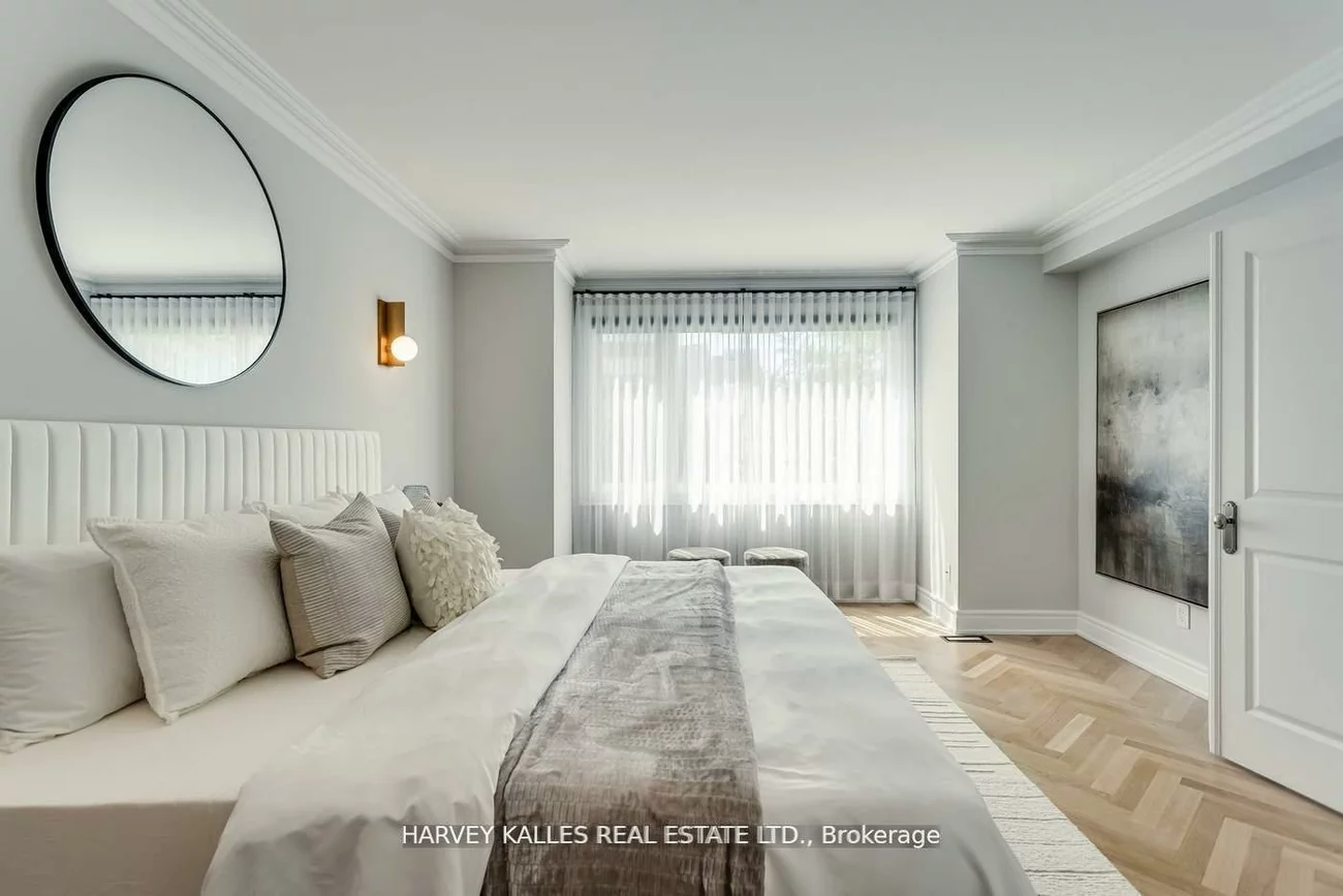 106, Belmont, Annex, Toronto