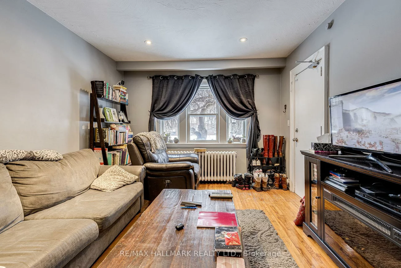329, Vaughan, Humewood-Cedarvale, Toronto