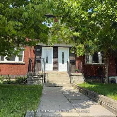 327, Vaughan, Humewood-Cedarvale, Toronto