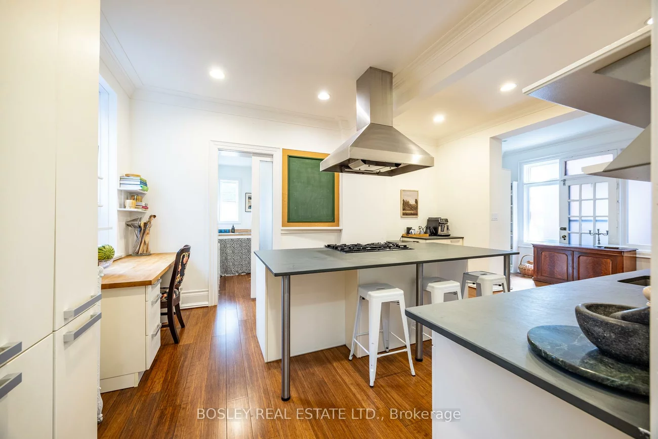 135, Madison, Annex, Toronto