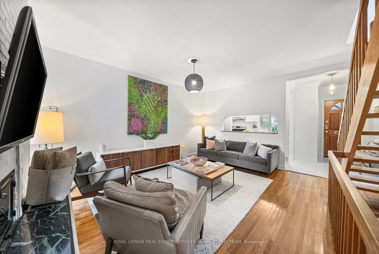 25, Bishop, Annex, Toronto