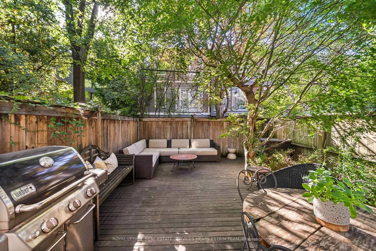 25, Bishop, Annex, Toronto