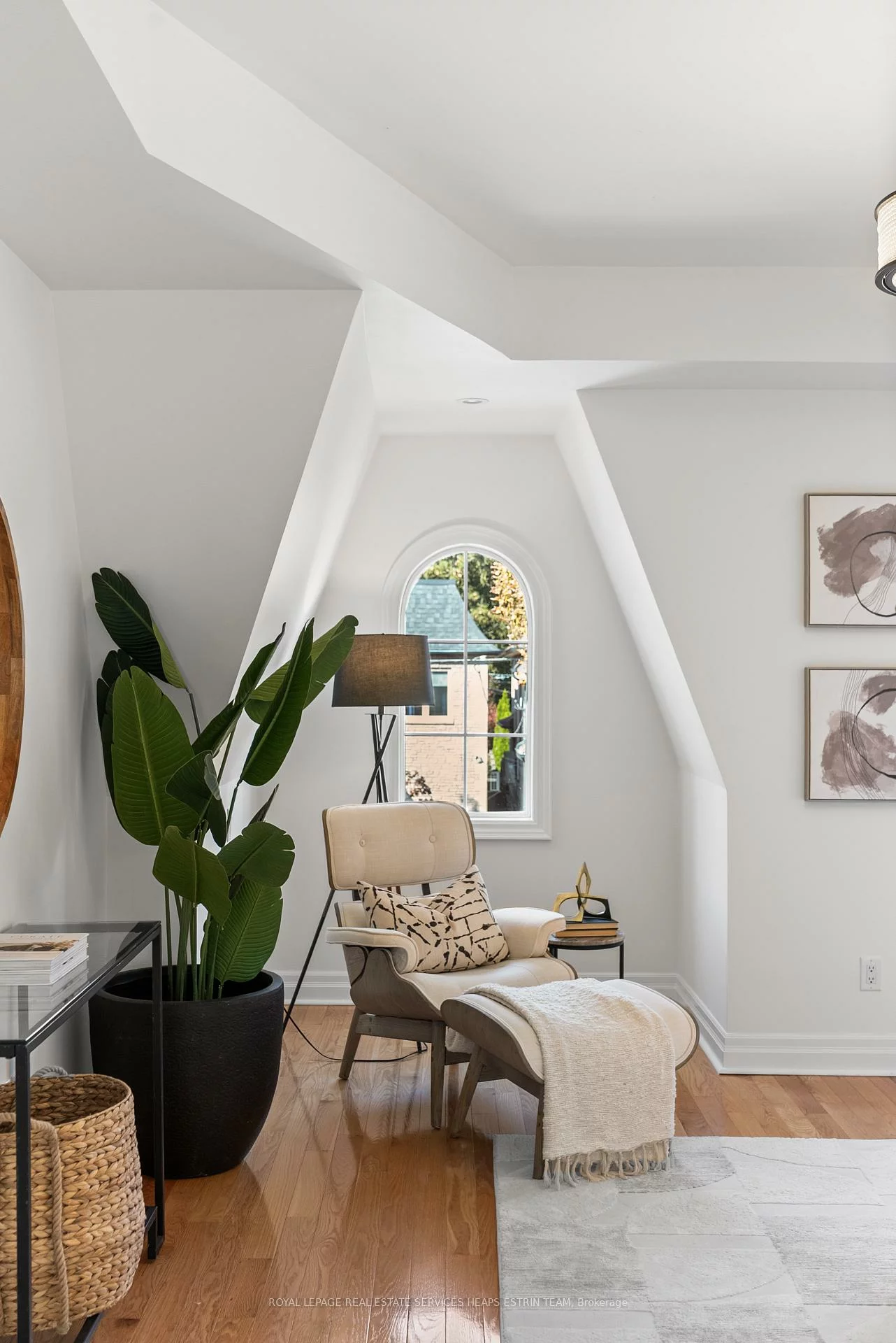 507, Broadway, Leaside, Toronto
