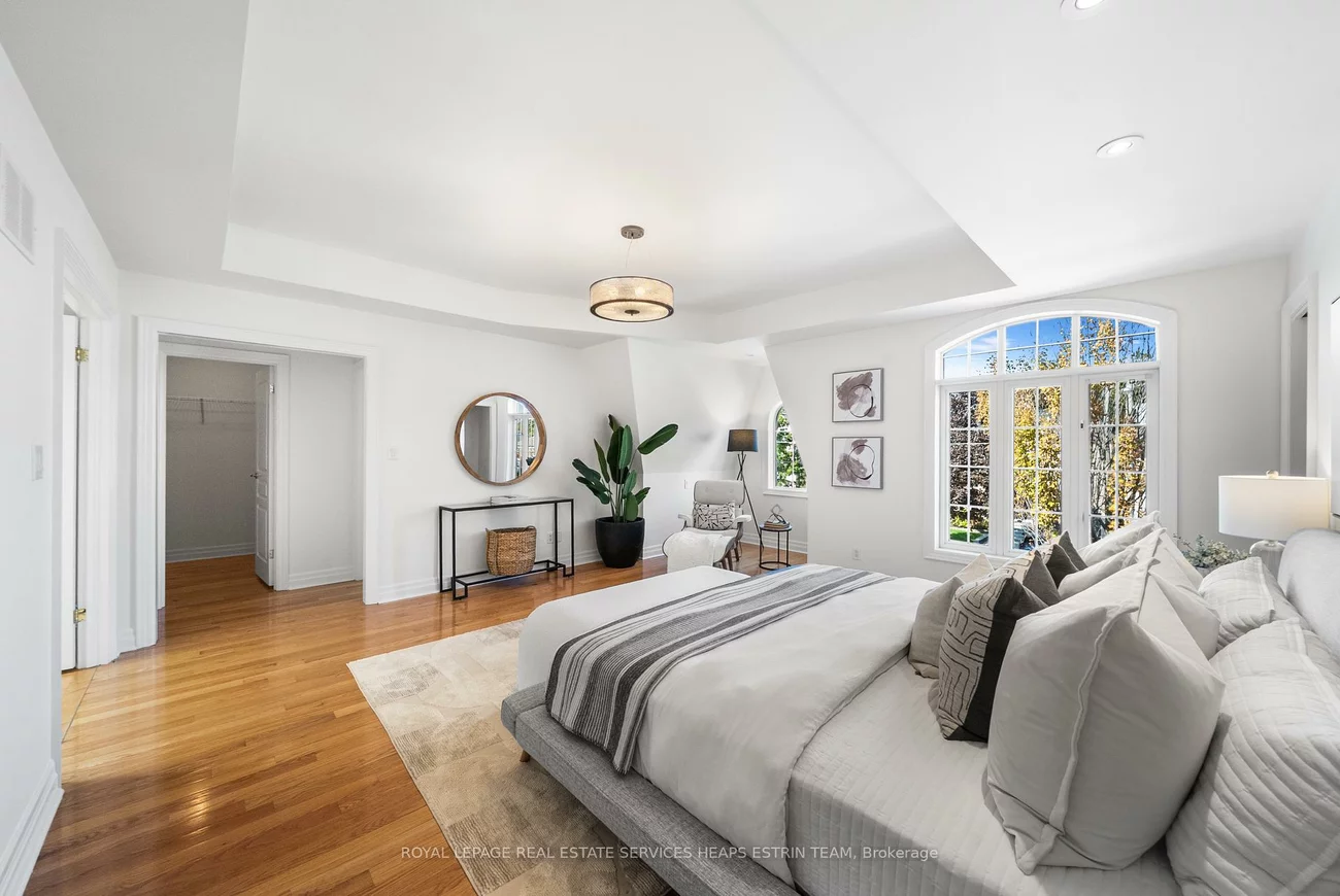 507, Broadway, Leaside, Toronto