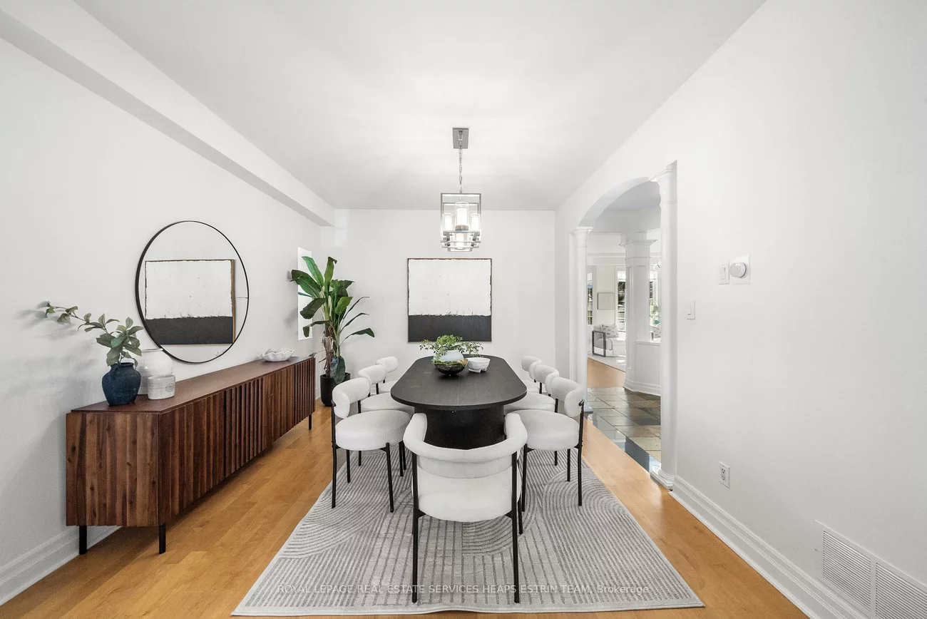 507, Broadway, Leaside, Toronto