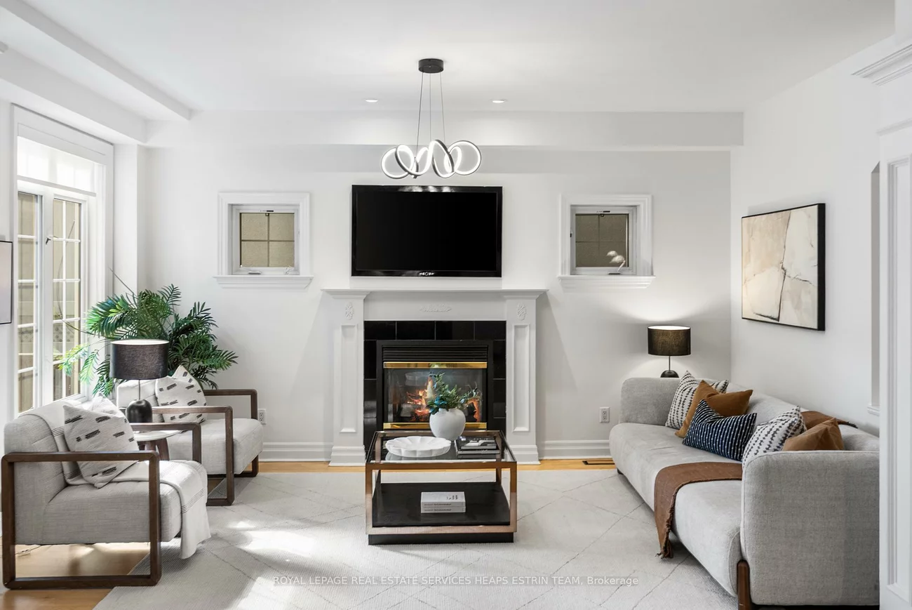 507, Broadway, Leaside, Toronto