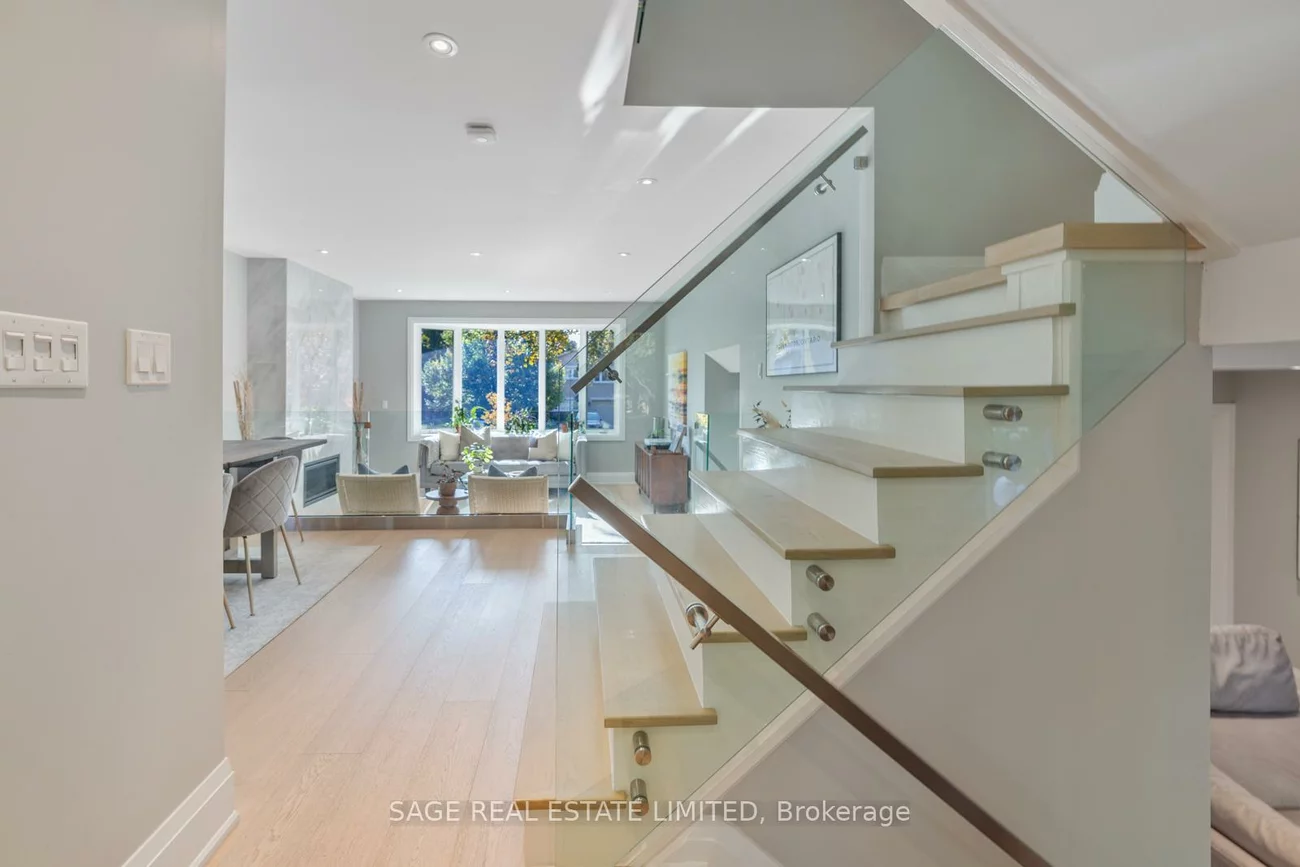 10, Lionel Heights, Parkwoods-Donalda, Toronto